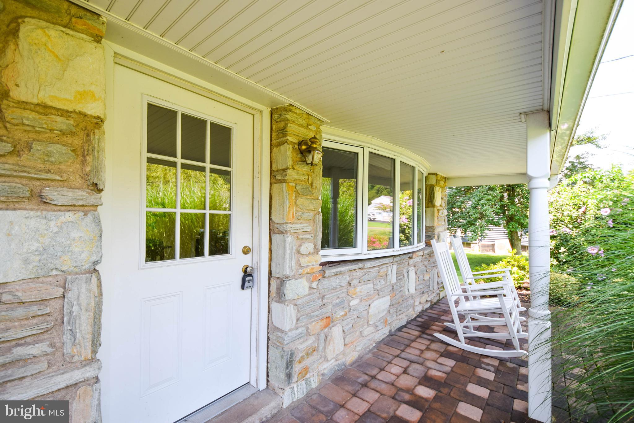 40 Bluebird Road Holland, PA 18966 - Photo 2 of 37 Gallery Image 2