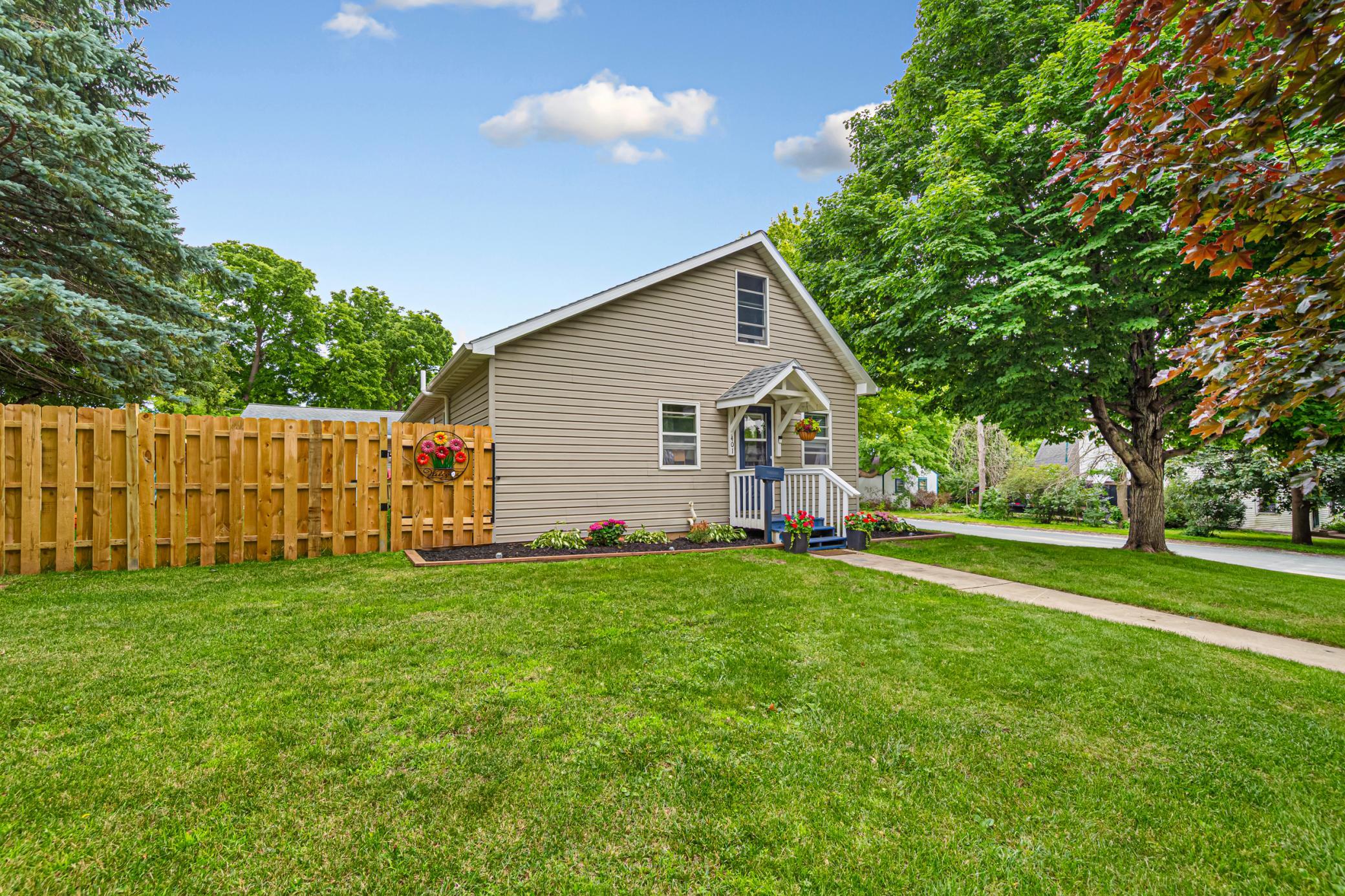 401 North Section Avenue Spring Valley, MN 55975 - Photo 4 of 39