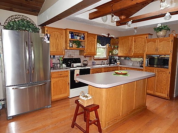 30 South Spencer Road Spencer, MA 01562 - Photo 3 of 18 Gallery Image 3