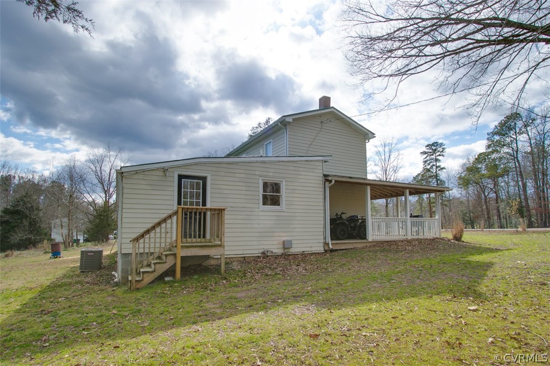 11501 Winterpock Road Chesterfield, VA 23838 - Photo 28 of 30 a view of a house with a yard