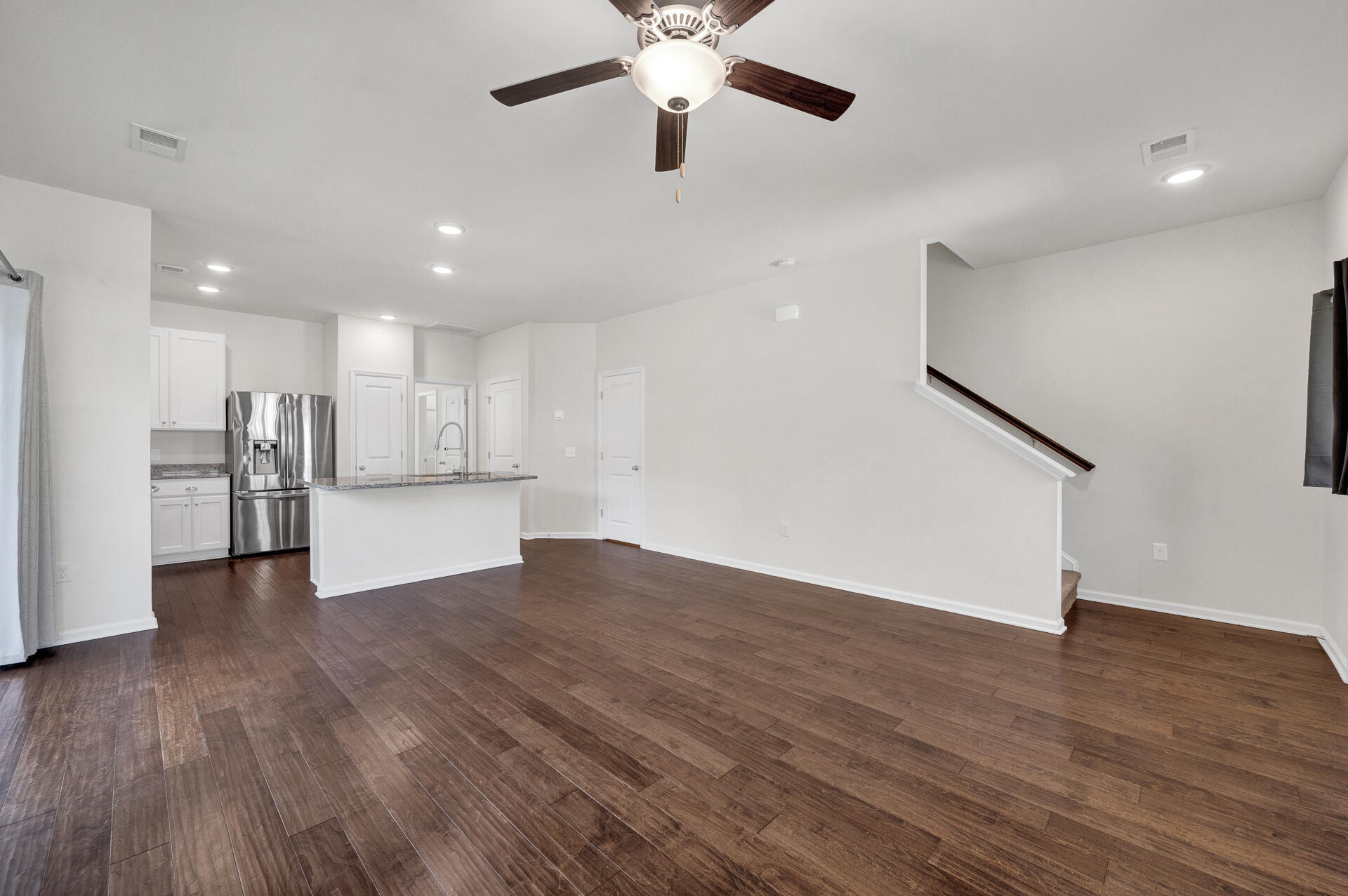 205 Woodward Road Goose Creek, SC 29445 - Photo 4 of 27 205Woodward-06