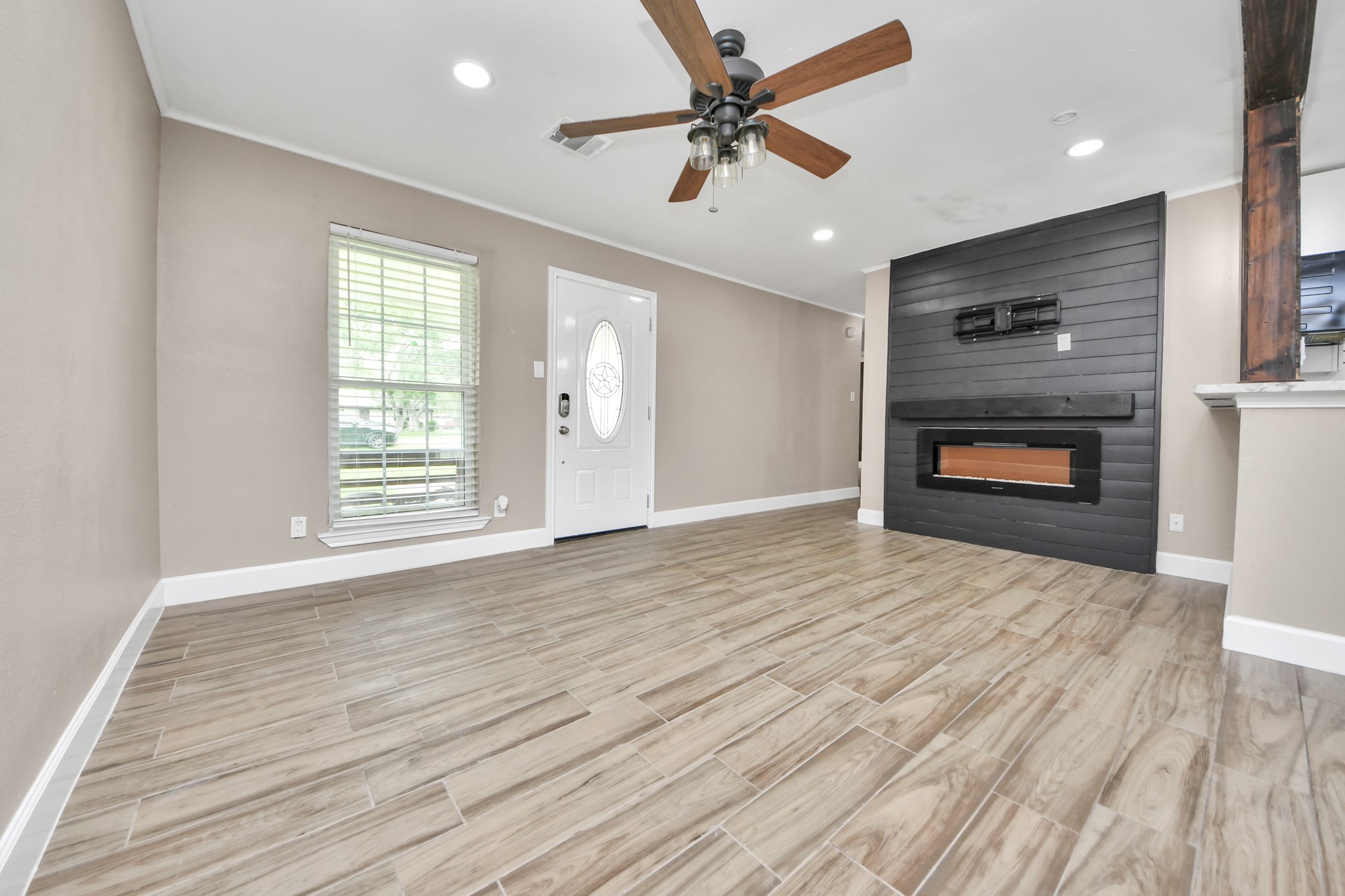 12733 7th Street Santa Fe, TX 77510 - Photo 4 of 37