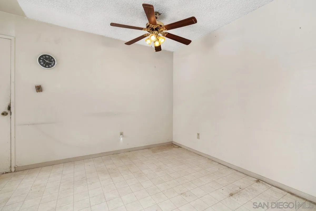 9218 Ellenbee Road Santee, CA 92071 - Photo 13 of 30