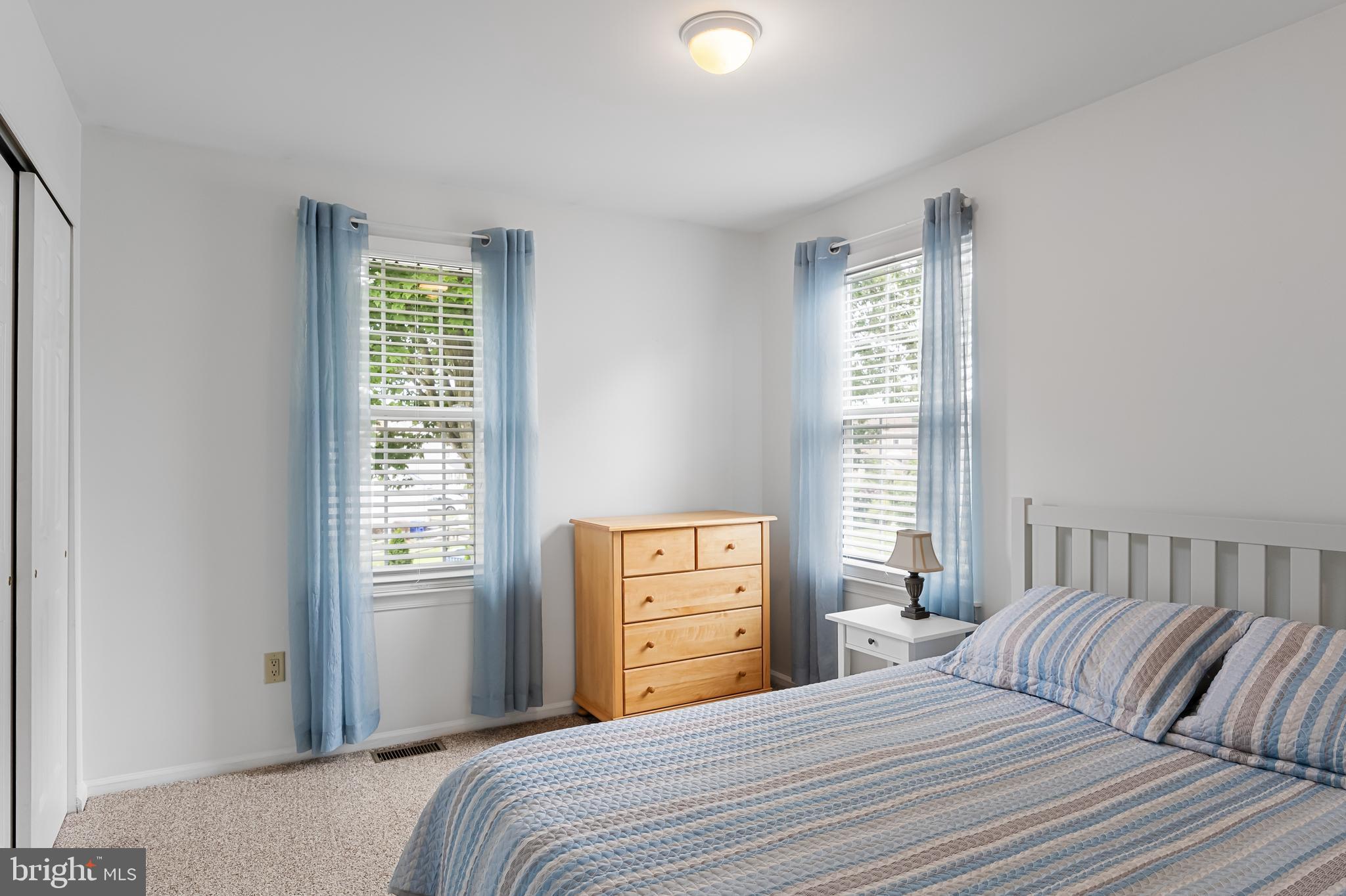 10 Hampton Court Mount Laurel, NJ 08054 - Photo 18 of 25