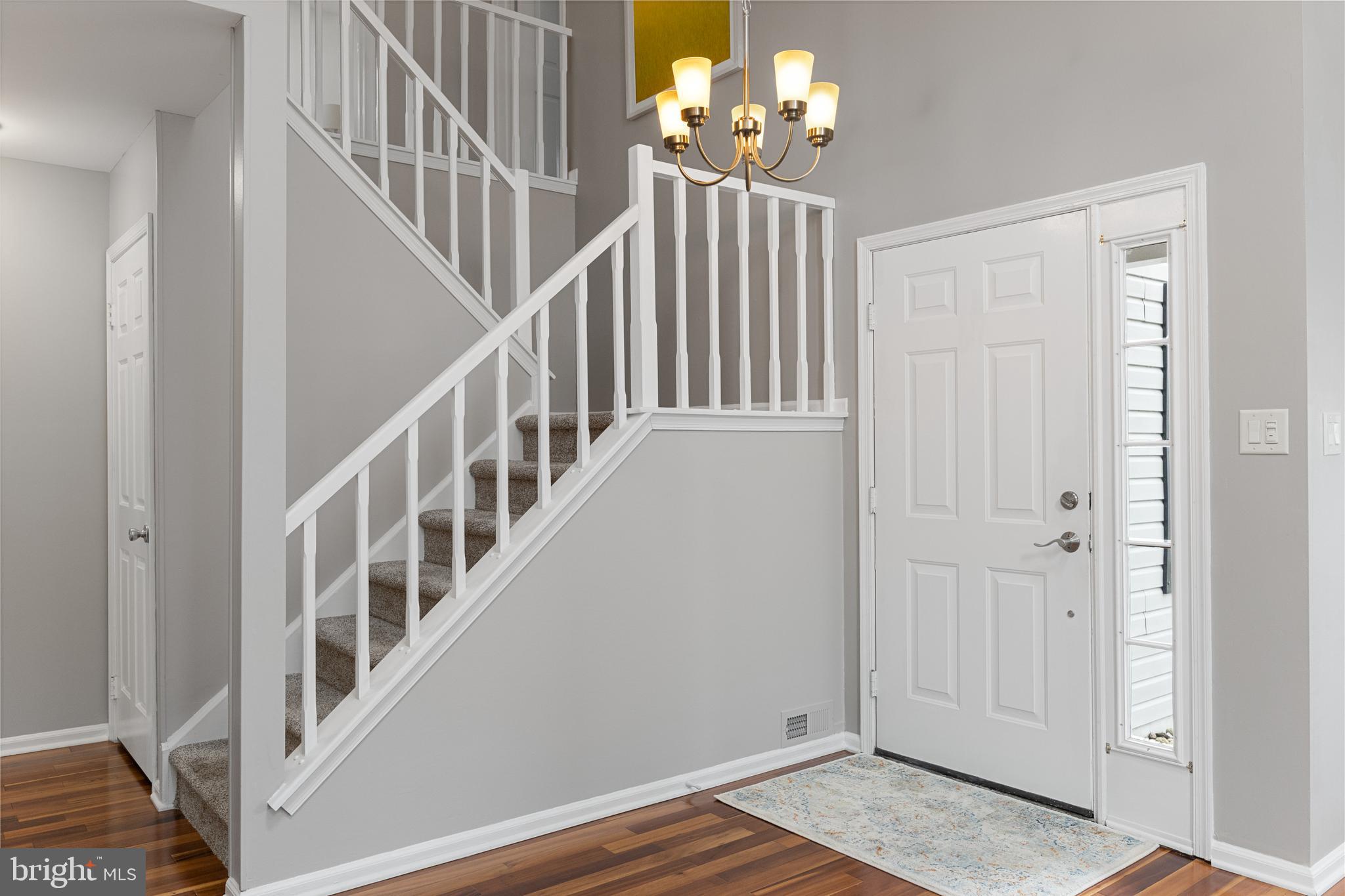 10 Hampton Court Mount Laurel, NJ 08054 - Photo 3 of 25