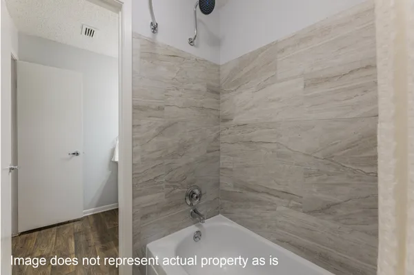 $1,460 | 1903 Place Rebecca Lane, Houston, TX 77090