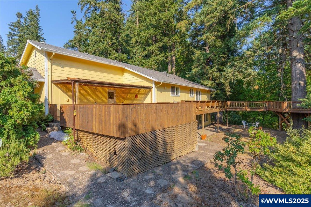 6496 Lardon Road Northeast Salem, OR 97305 - Photo 10 of 31