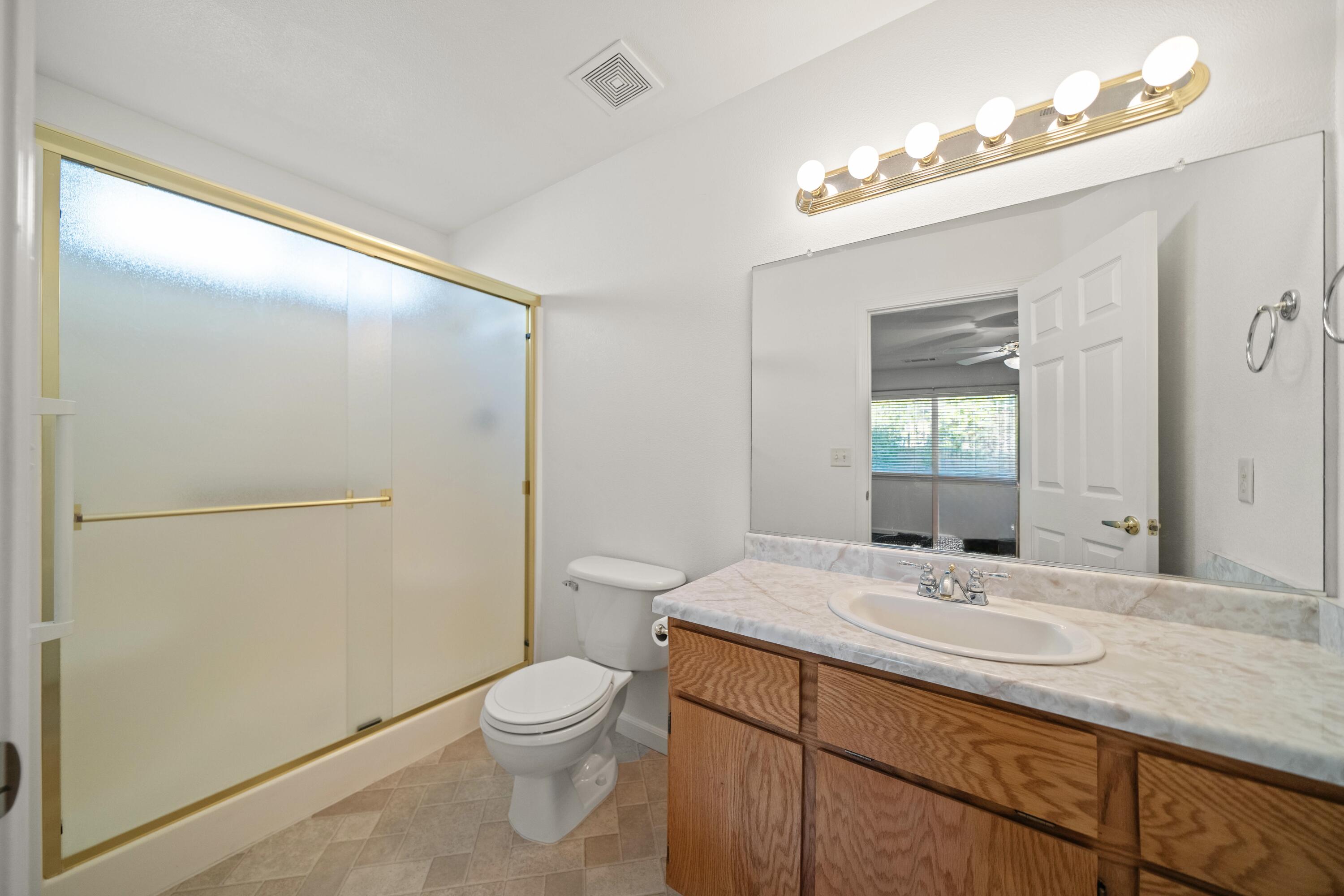 427 Yolla Bolly Trail Redding, CA 96003 - Photo 15 of 26 Fixed Master Bedroom 427 Yolla Bolly