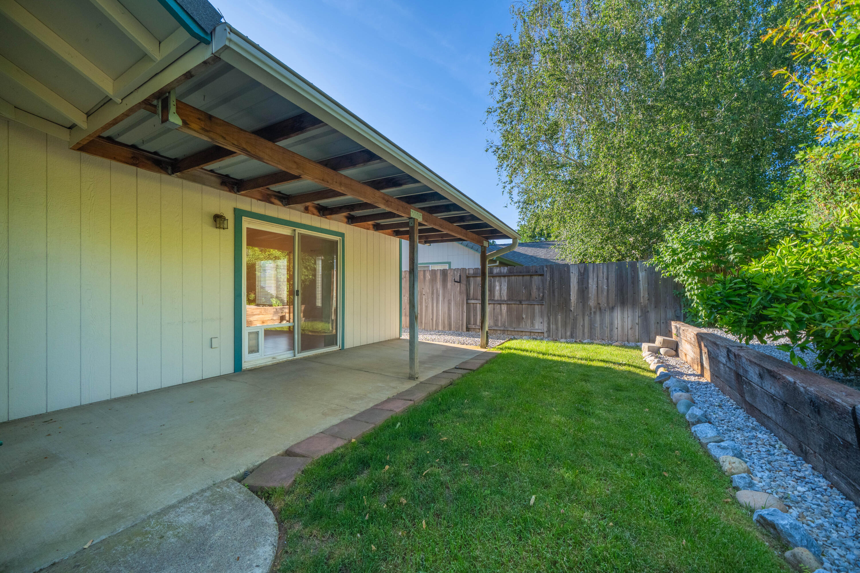 427 Yolla Bolly Trail Redding, CA 96003 - Photo 19 of 26 IMG-18