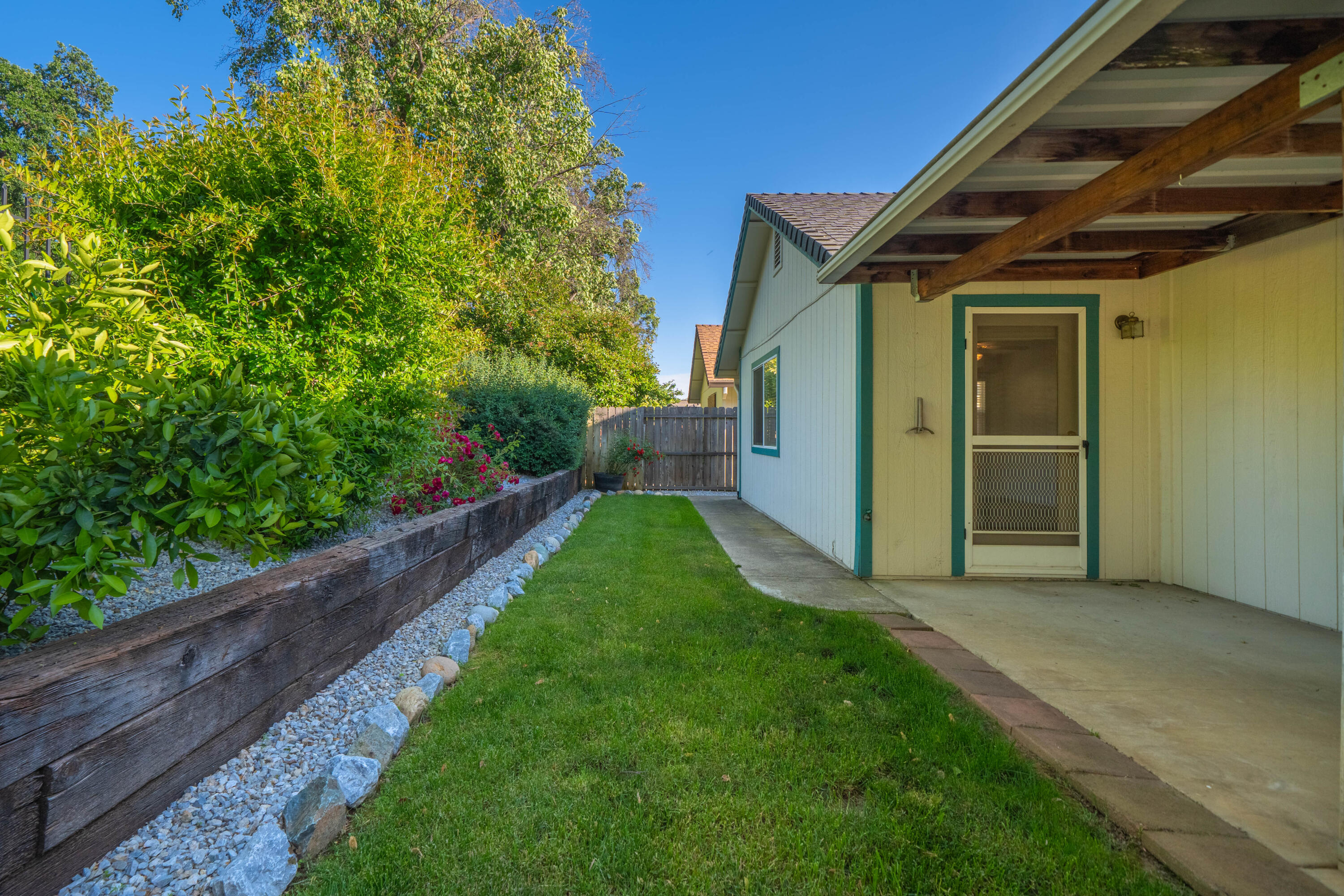 427 Yolla Bolly Trail Redding, CA 96003 - Photo 22 of 26 IMG-21