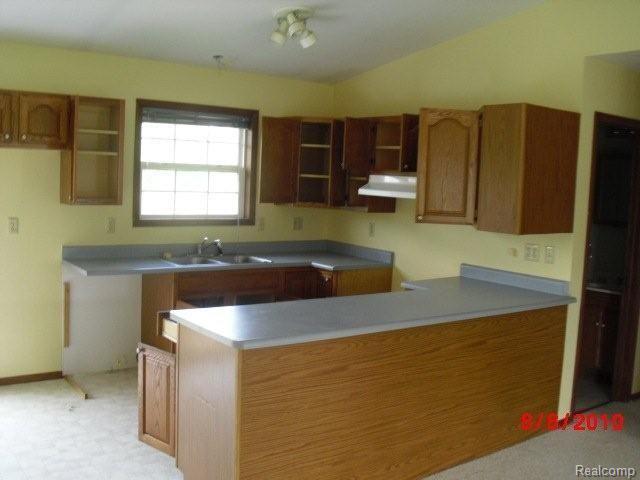 12152 Rynn Road Emmett, MI 48022 - Photo 5 of 13 12152 Rynn (14)