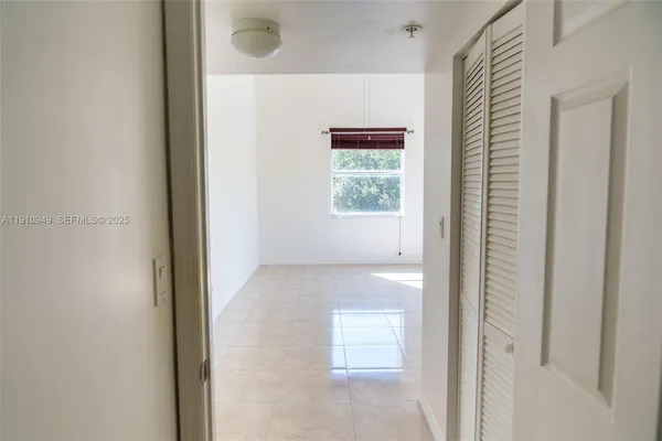 $2,500 | 509 East Sheridan Street, Unit 3083, Dania Beach, FL 33004
