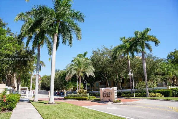 $2,500 | 509 East Sheridan Street, Unit 3083, Dania Beach, FL 33004