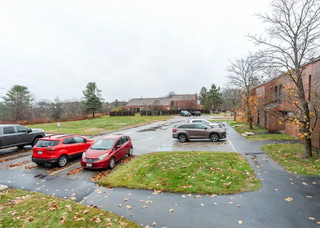 $264,900 | 20 Juniper Lane, Unit 31, Westbrook, ME 04092