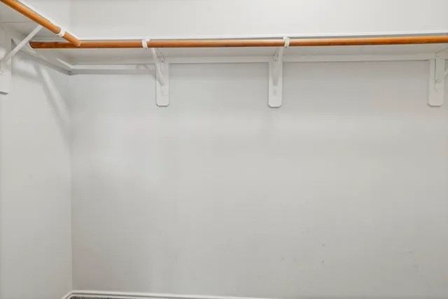 $2,100 | 10507 Sutter Glen Lane, Houston, TX 77075