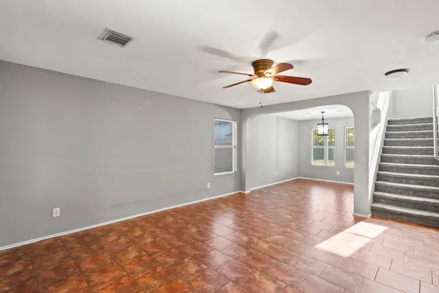 $2,100 | 10507 Sutter Glen Lane, Houston, TX 77075