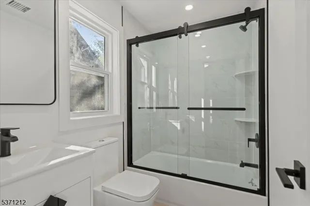 $699,888 | 13 Landing Road, West Milford, NJ 07421