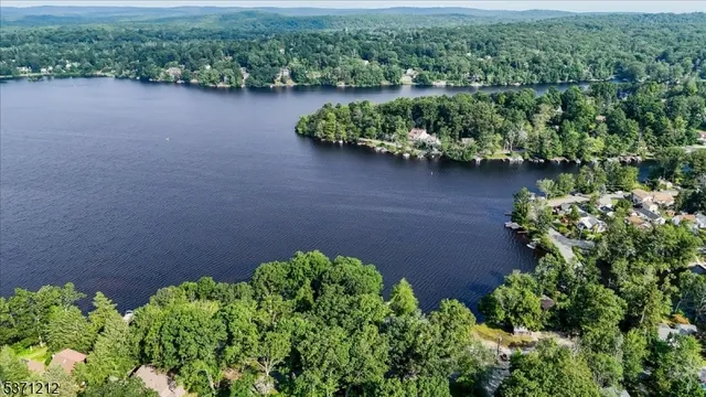 $699,888 | 13 Landing Road, West Milford, NJ 07421