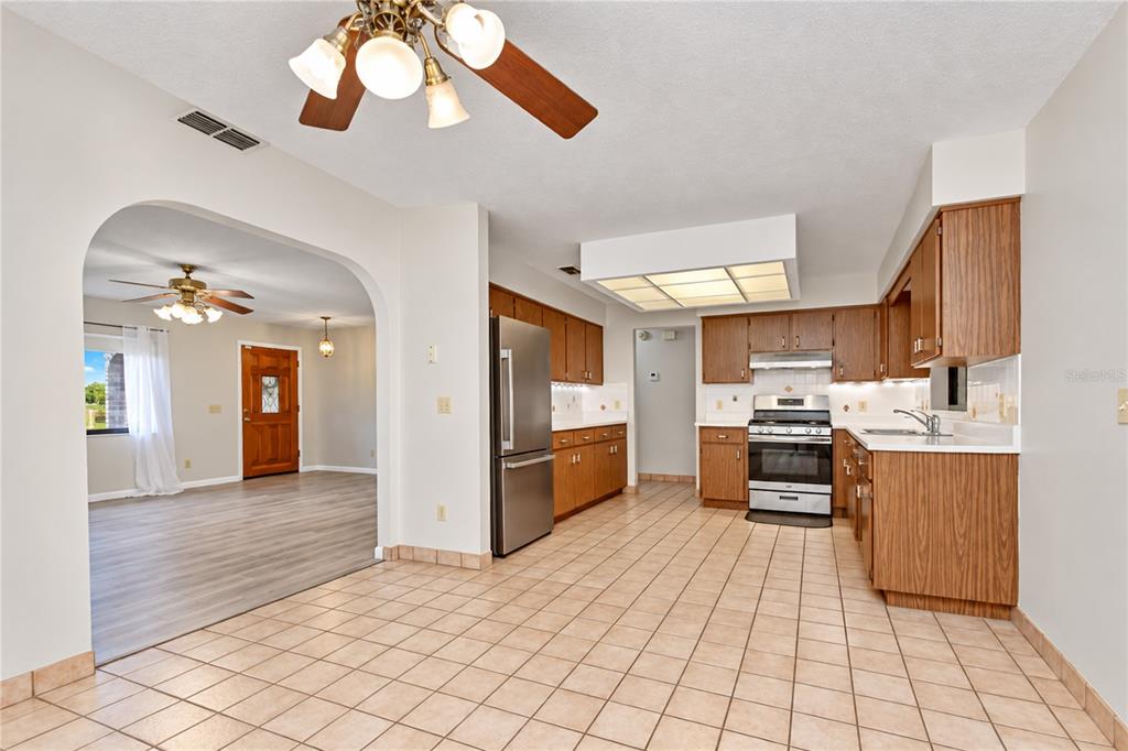 38740 Wilds Road Dade City, FL 33525 - Photo 24 of 38 Gallery Image 24