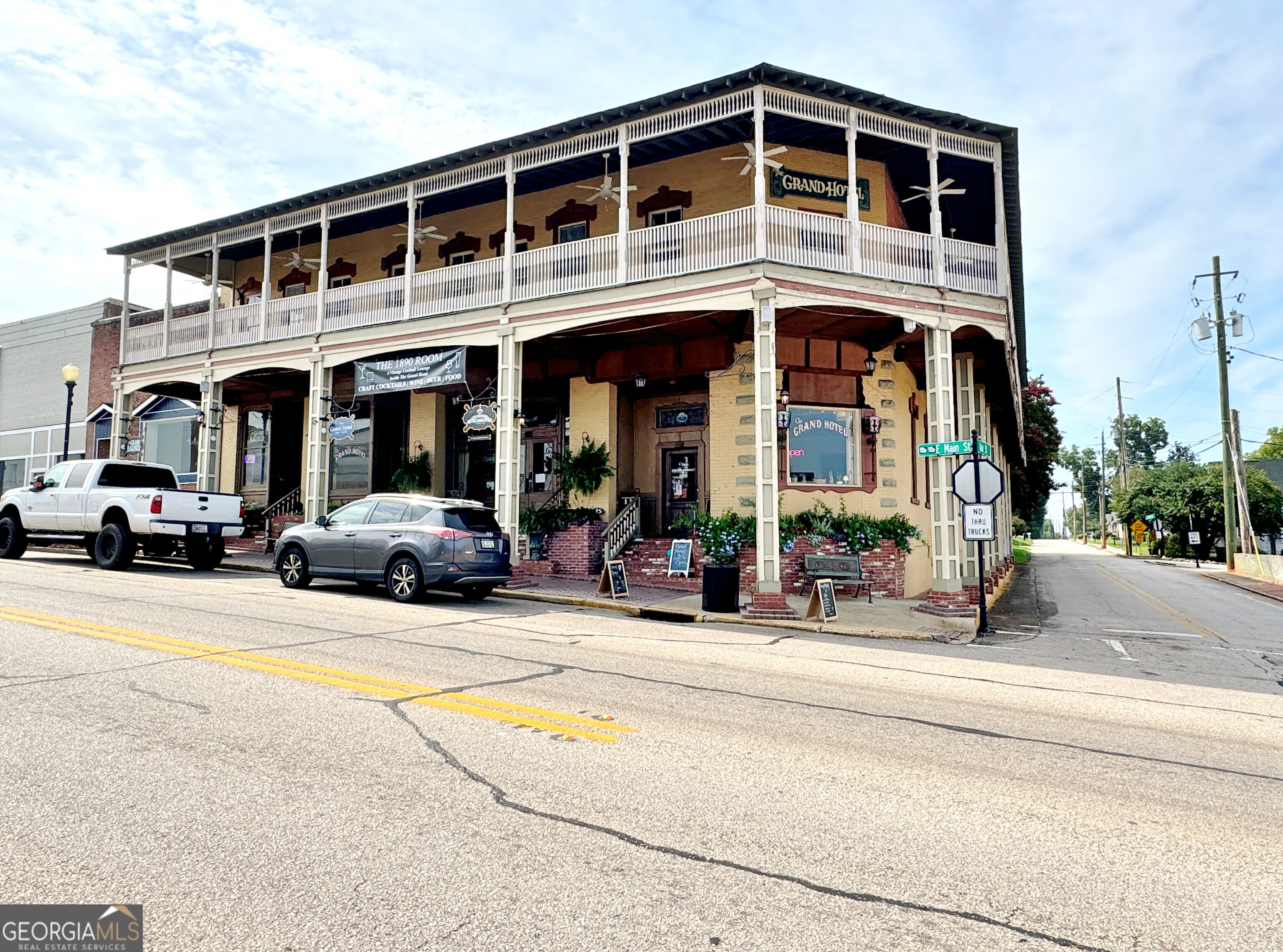 203 Jerry Road Hogansville, GA 30230 - Photo 46 of 49 a front view of a building with street view