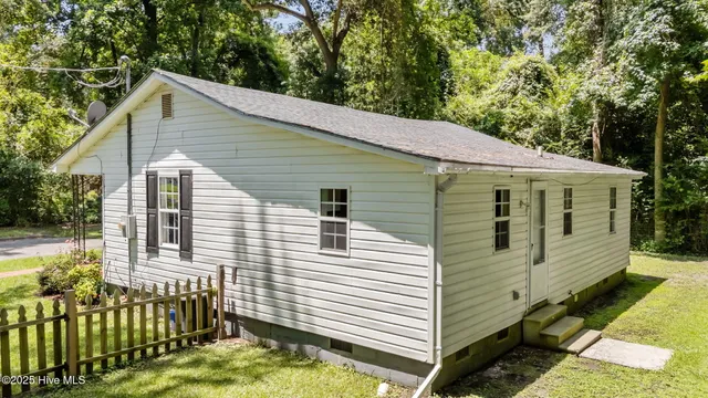 $124,900 | 3303 North Jefferson Street, Fountain, NC 27829