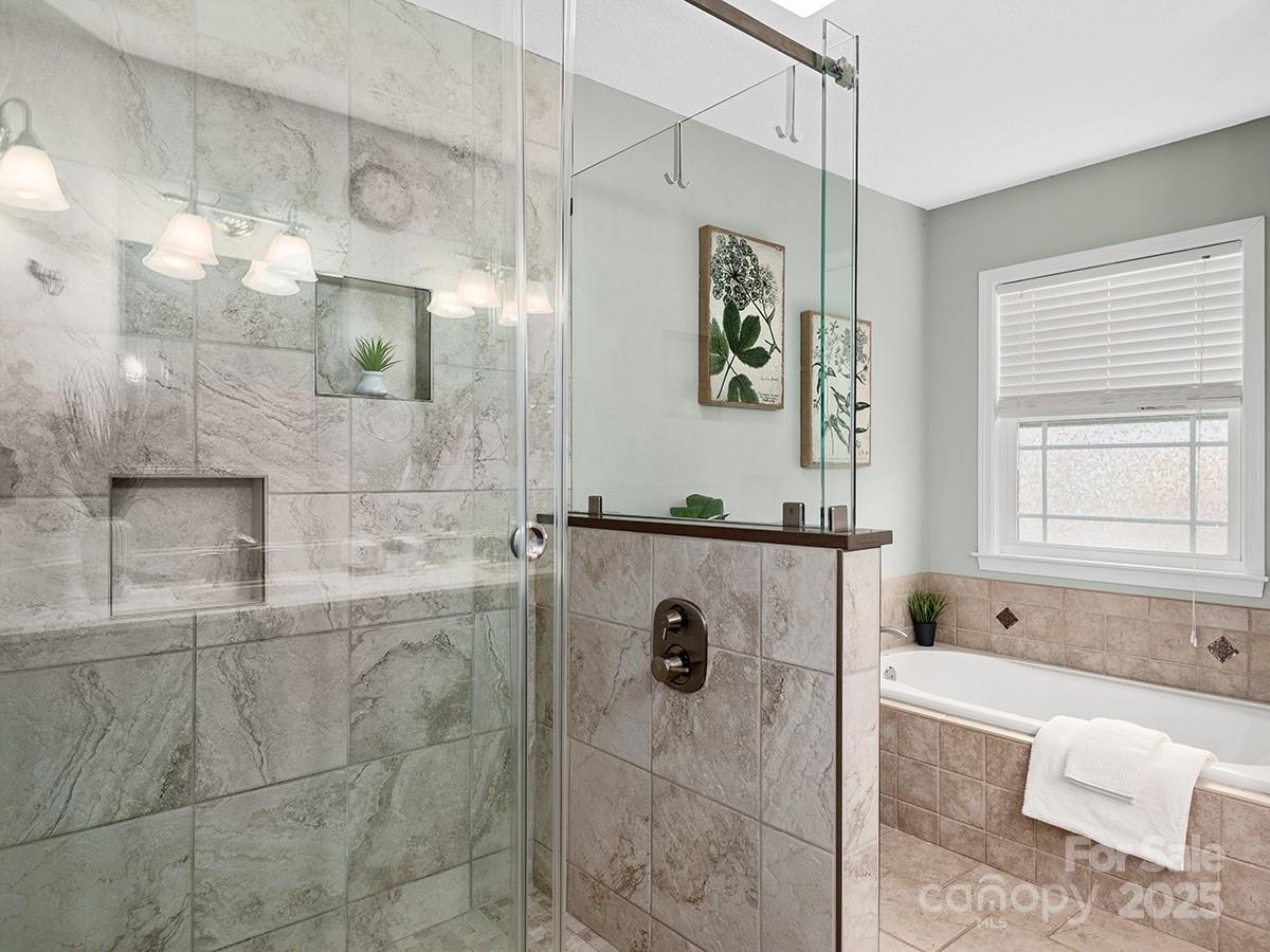 159 Greenridge Road Weaverville, NC 28787 - Photo 16 of 30 Gallery Image 16