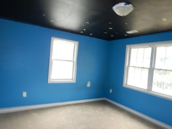 153 Cloran Street Springfield, MA 01109 - Photo 18 of 36 Gallery Image 18