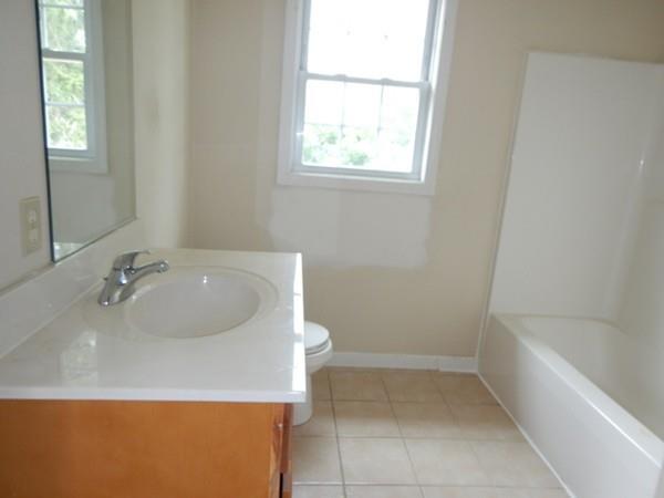 153 Cloran Street Springfield, MA 01109 - Photo 22 of 36 Gallery Image 22
