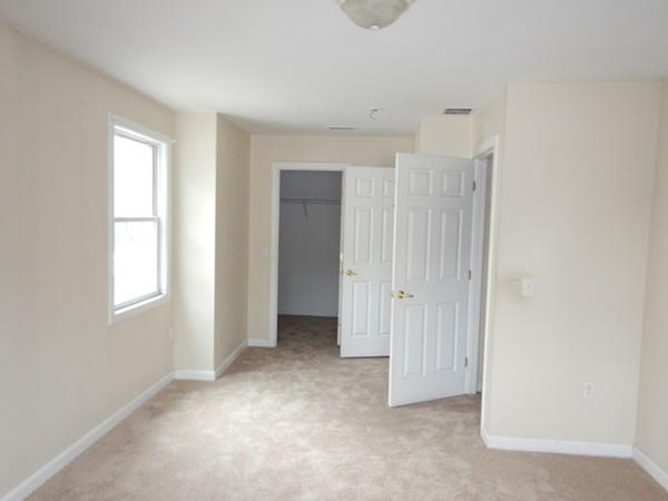 153 Cloran Street Springfield, MA 01109 - Photo 25 of 36 Gallery Image 25