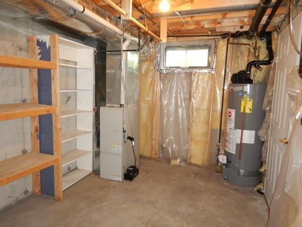 153 Cloran Street Springfield, MA 01109 - Photo 32 of 36 Gallery Image 32