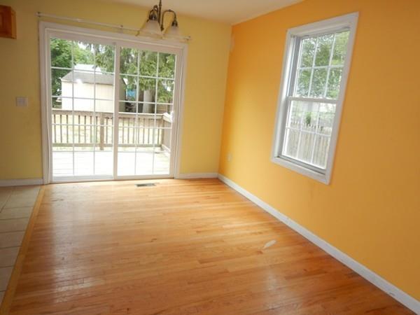 153 Cloran Street Springfield, MA 01109 - Photo 9 of 36 Gallery Image 9