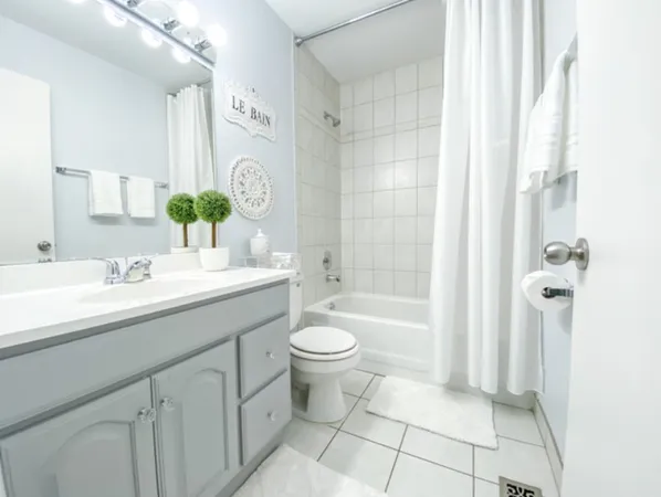$299,900 | 443 North Lake Shore Drive, Palatine, IL 60067