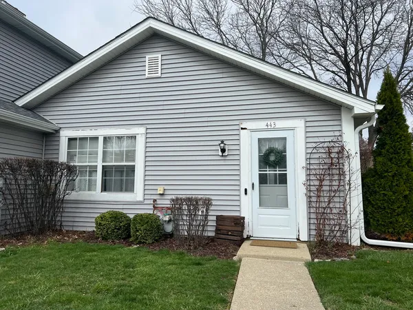 $299,900 | 443 North Lake Shore Drive, Palatine, IL 60067