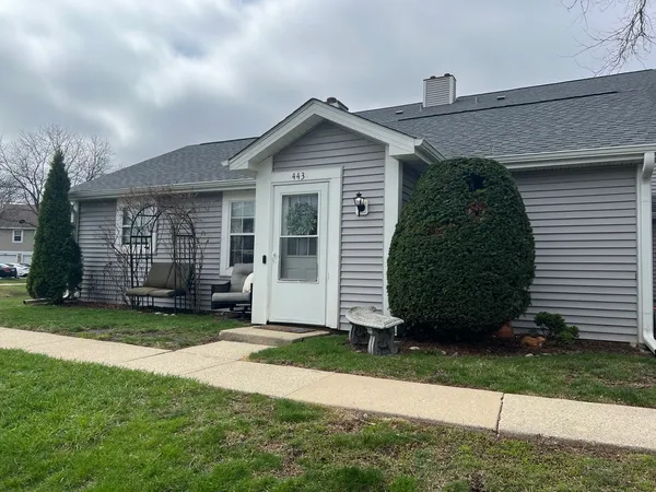 $299,900 | 443 North Lake Shore Drive, Palatine, IL 60067