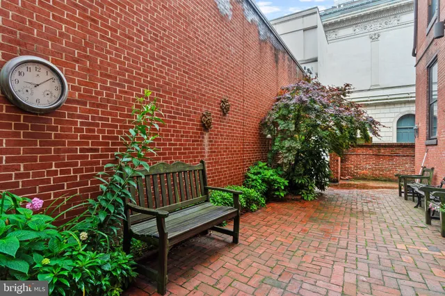 $1,850 | 3 West Mt Vernon Place, Unit 1, Baltimore, MD 21201