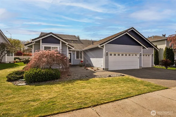 $635,000 | 4209 Campus Green Drive Northeast, Lacey, WA 98516