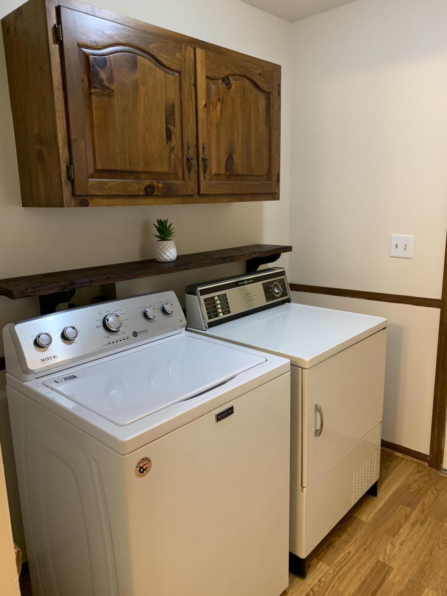 6210 Whites Bridge Road Belding, MI 48809 - Photo 13 of 30 IMG_4367