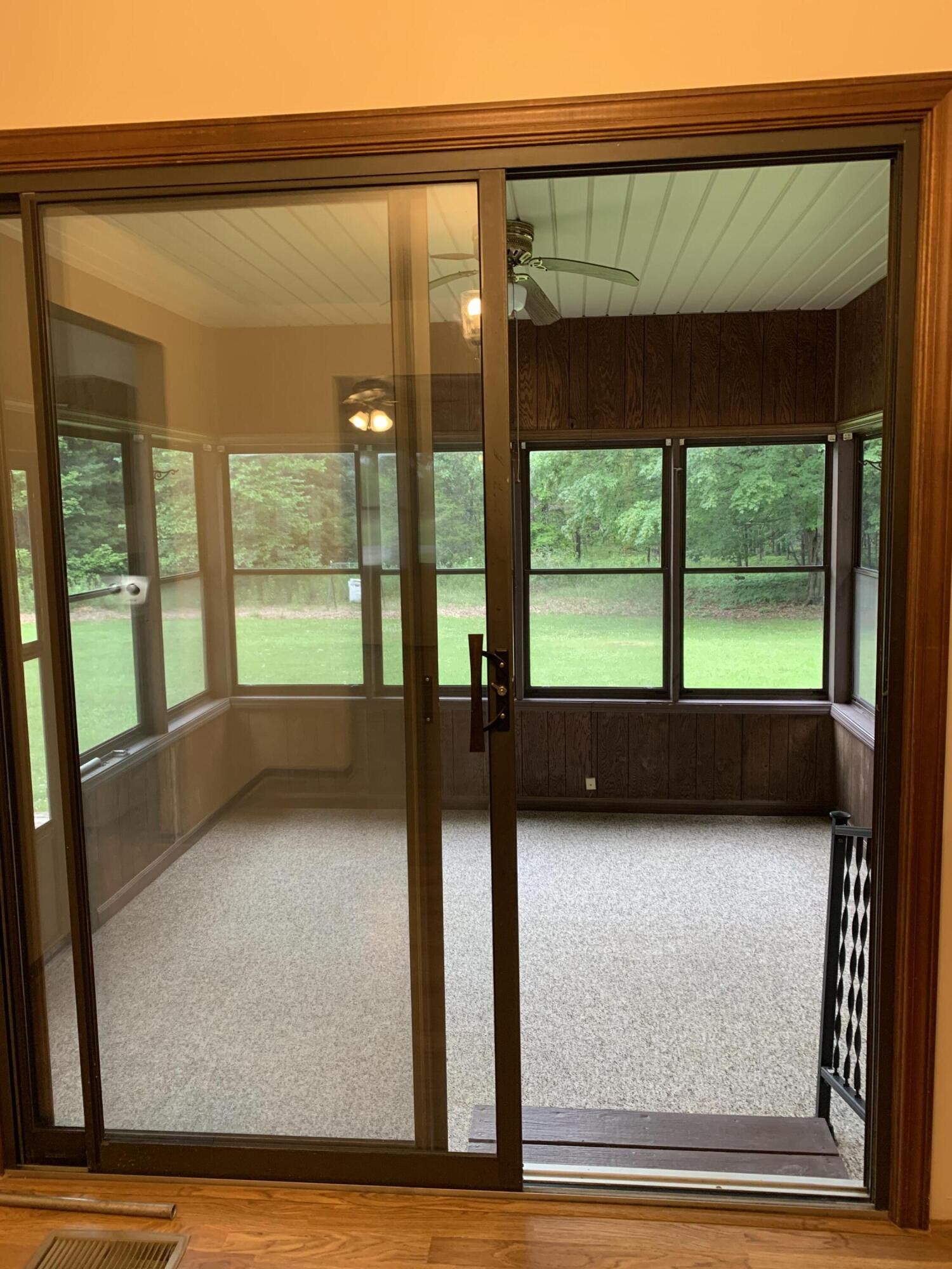 6210 Whites Bridge Road Belding, MI 48809 - Photo 14 of 30 IMG_4399