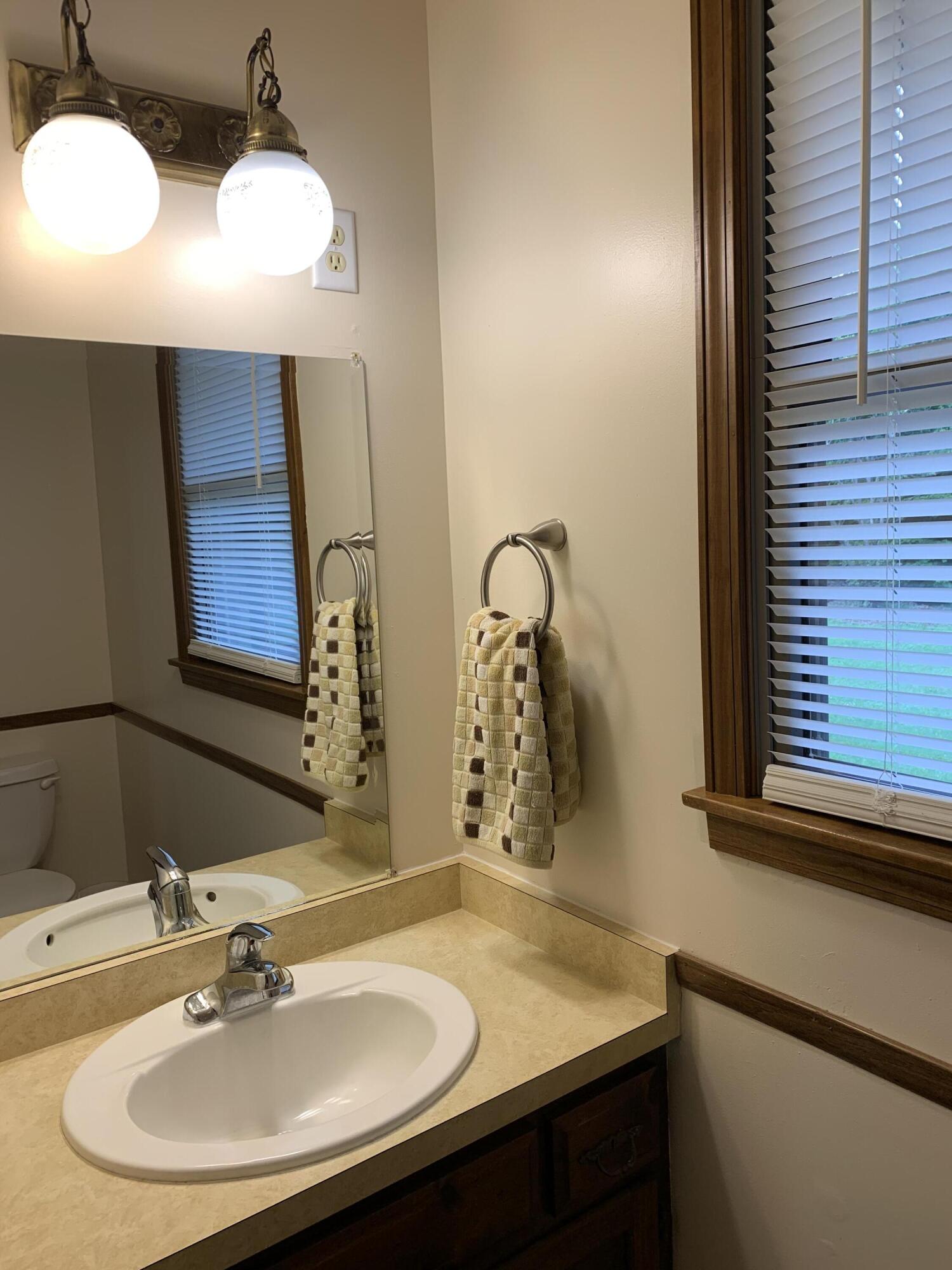 6210 Whites Bridge Road Belding, MI 48809 - Photo 17 of 30 IMG_4371