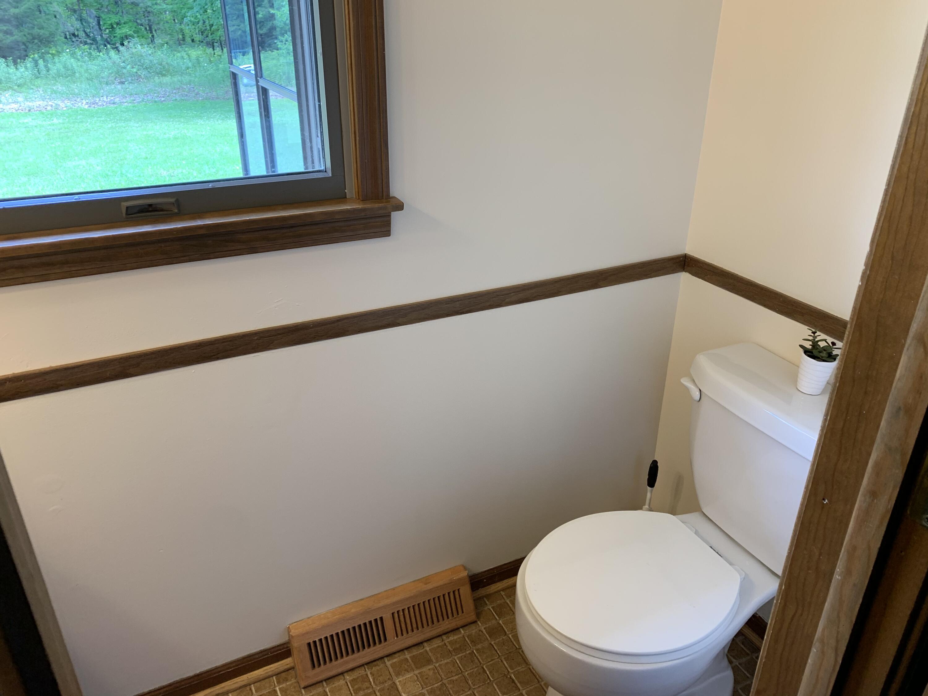 6210 Whites Bridge Road Belding, MI 48809 - Photo 18 of 30 IMG_4313