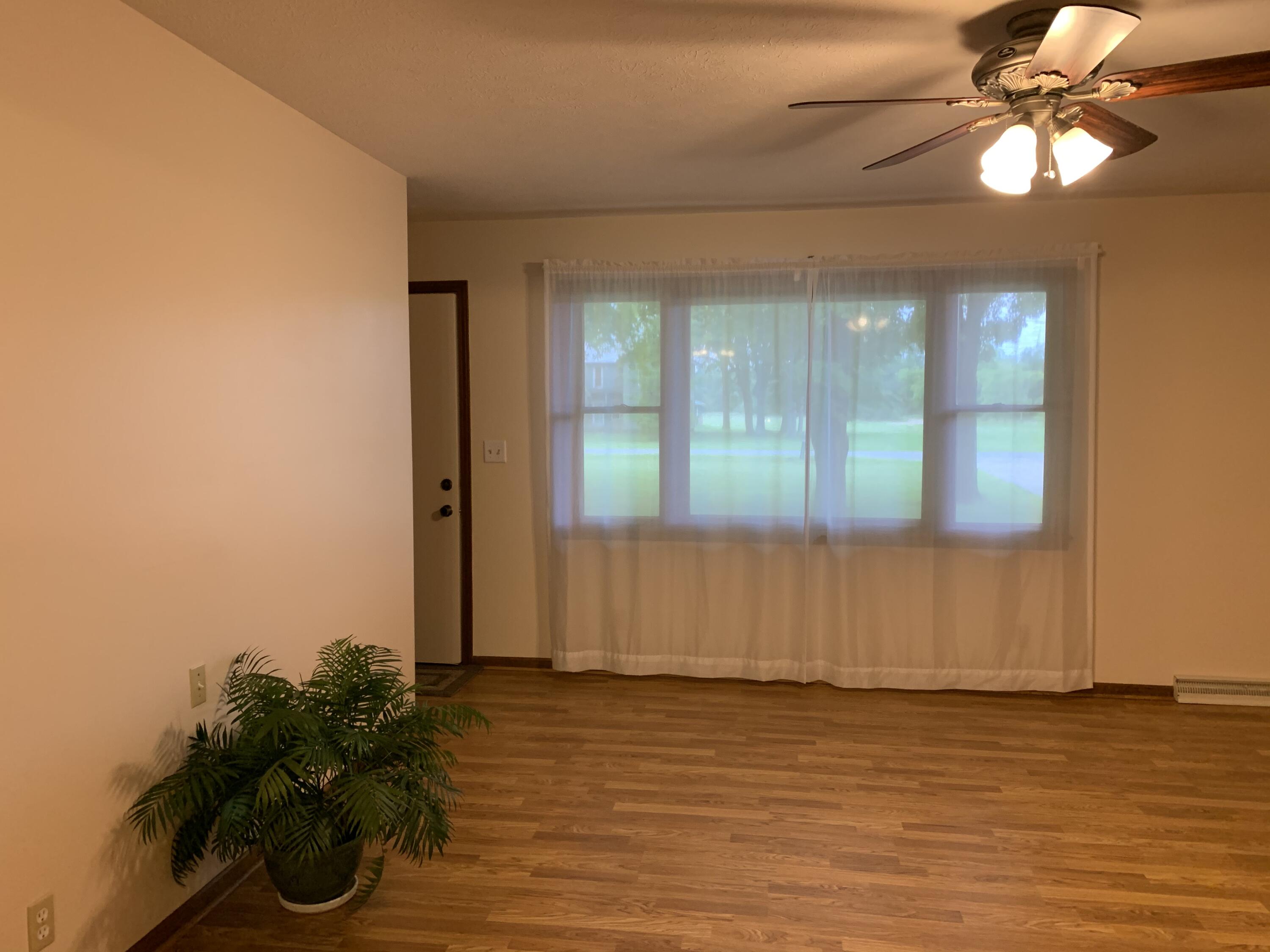6210 Whites Bridge Road Belding, MI 48809 - Photo 10 of 30 IMG_4394 2