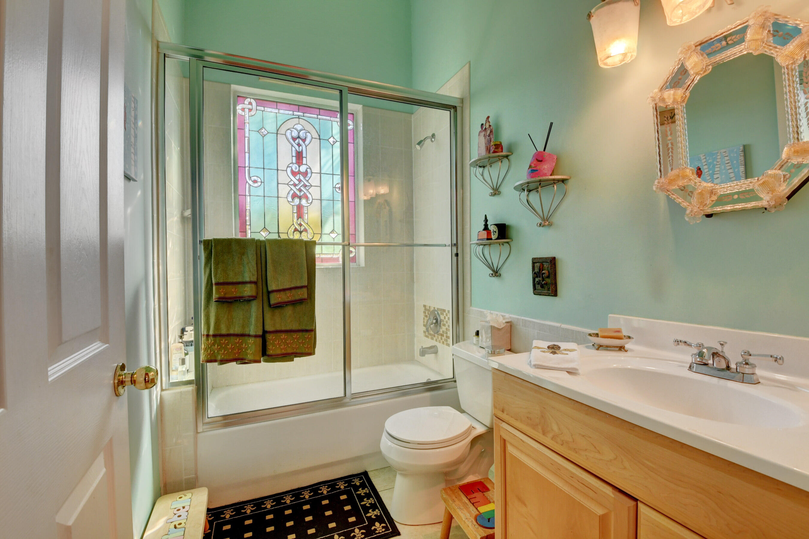 7080 Northwest Turtle Walk Boca Raton, FL 33487 - Photo 24 of 42 Guest Bath