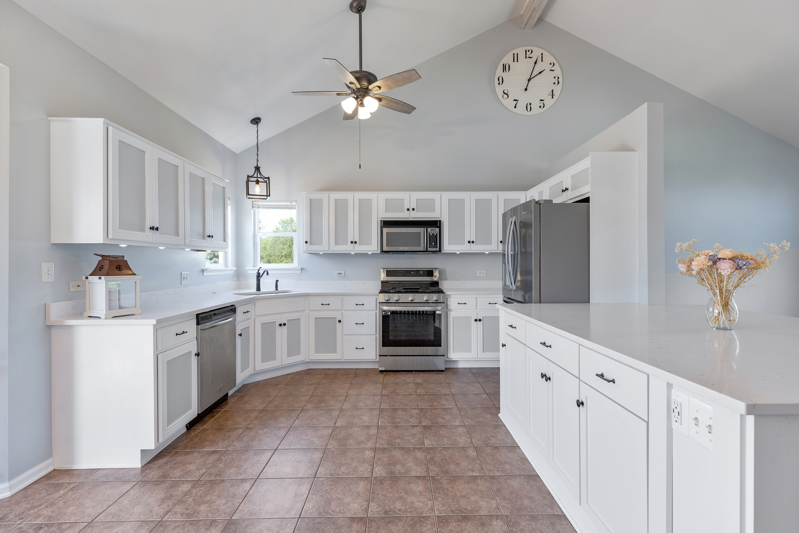 1127 Ogden Road New Lenox, IL 60451 - Photo 8 of 37 Gallery Image 8