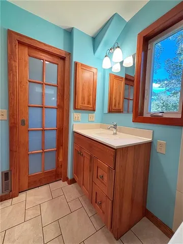 $249,900 | 2424 South 26 Street, Kansas City, KS 66106