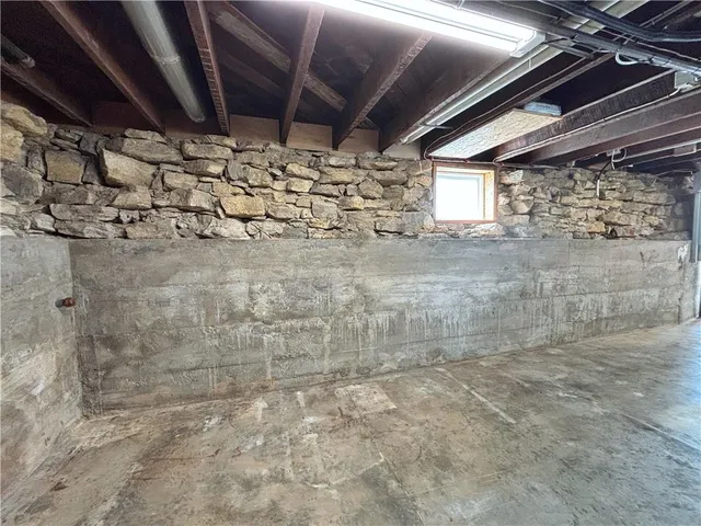 $249,900 | 2424 South 26 Street, Kansas City, KS 66106