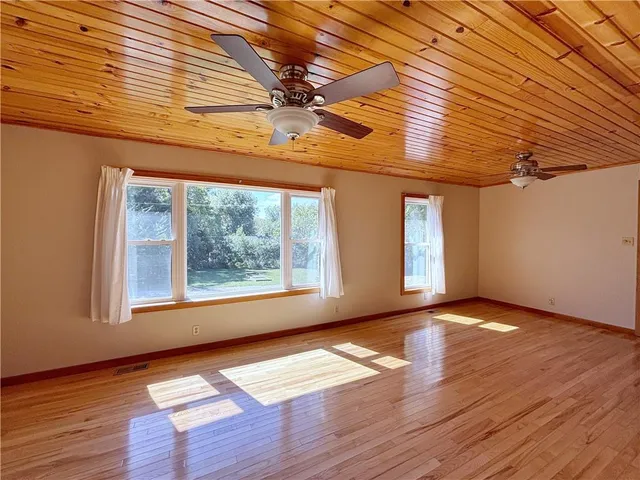 $249,900 | 2424 South 26 Street, Kansas City, KS 66106