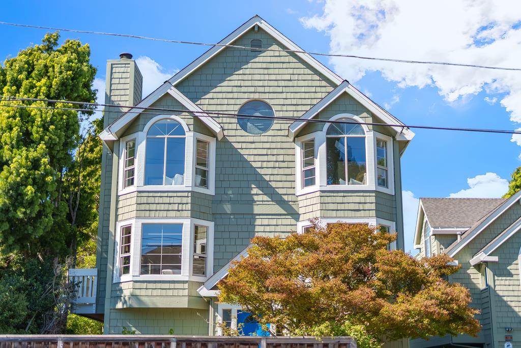 918 3rd Street, Unit A Santa Cruz, CA 95060 - Photo 37 of 43 a view of a house with a yard