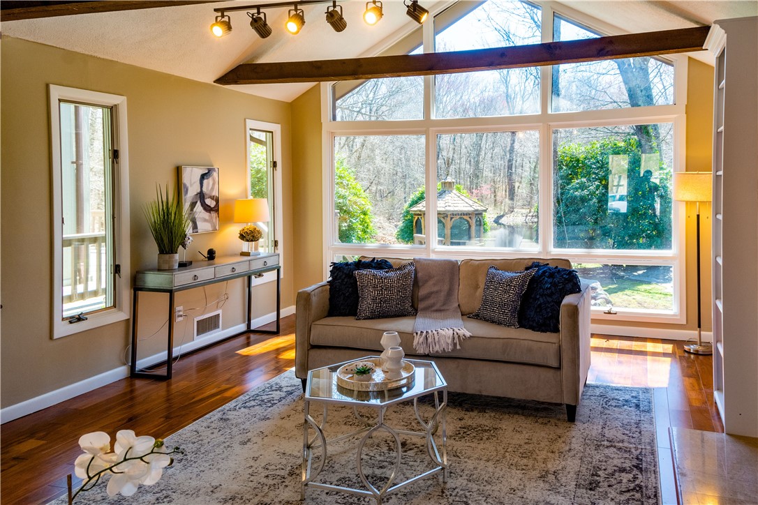 50 Saddlebrook Drive Warwick, RI 02818 - Photo 6 of 12 Family room
