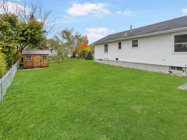 $325,000 | 56 Barlow Street, St. Albans, VT 05478