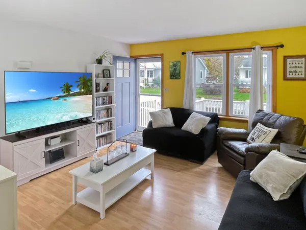 $315,000 | 56 Barlow Street, St. Albans, VT 05478